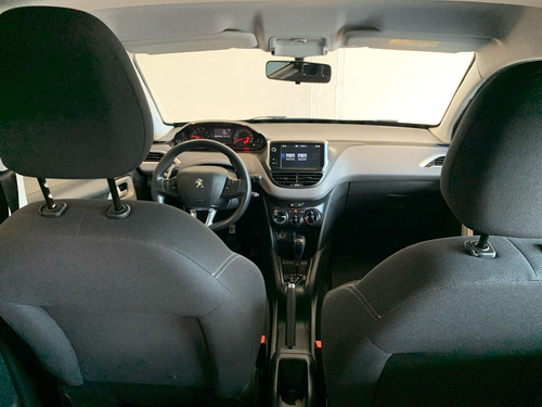 Peugeot 208 1.6 Allure Tiptronic