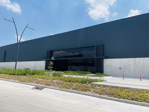 Nave Industrial En Renta 8,370m2 A 7 Min Del Aeropuerto De Queretaro Gps