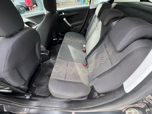 Peugeot 2008 1.6 Allure