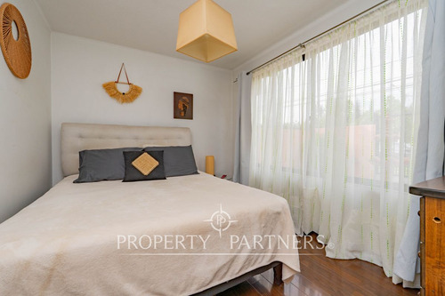 Venta De Casa Con Excelente Ubicación Y Conexión A...