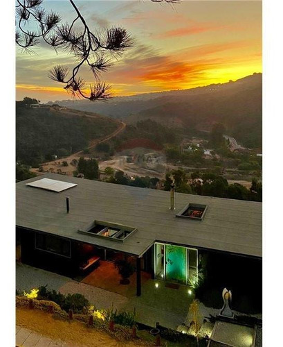 Imagen 25 de 27 de Espectacular! Moderna , Piscina, Jacuzzi Y Quincho