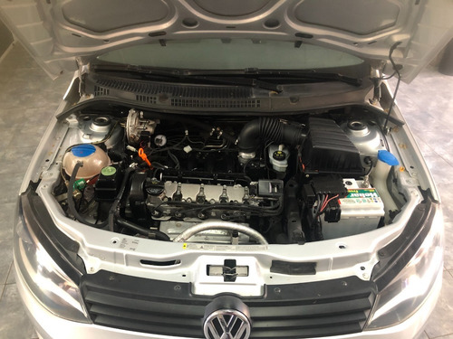 Volkswagen Voyage 1.6 C/gnc 2014 Necochea