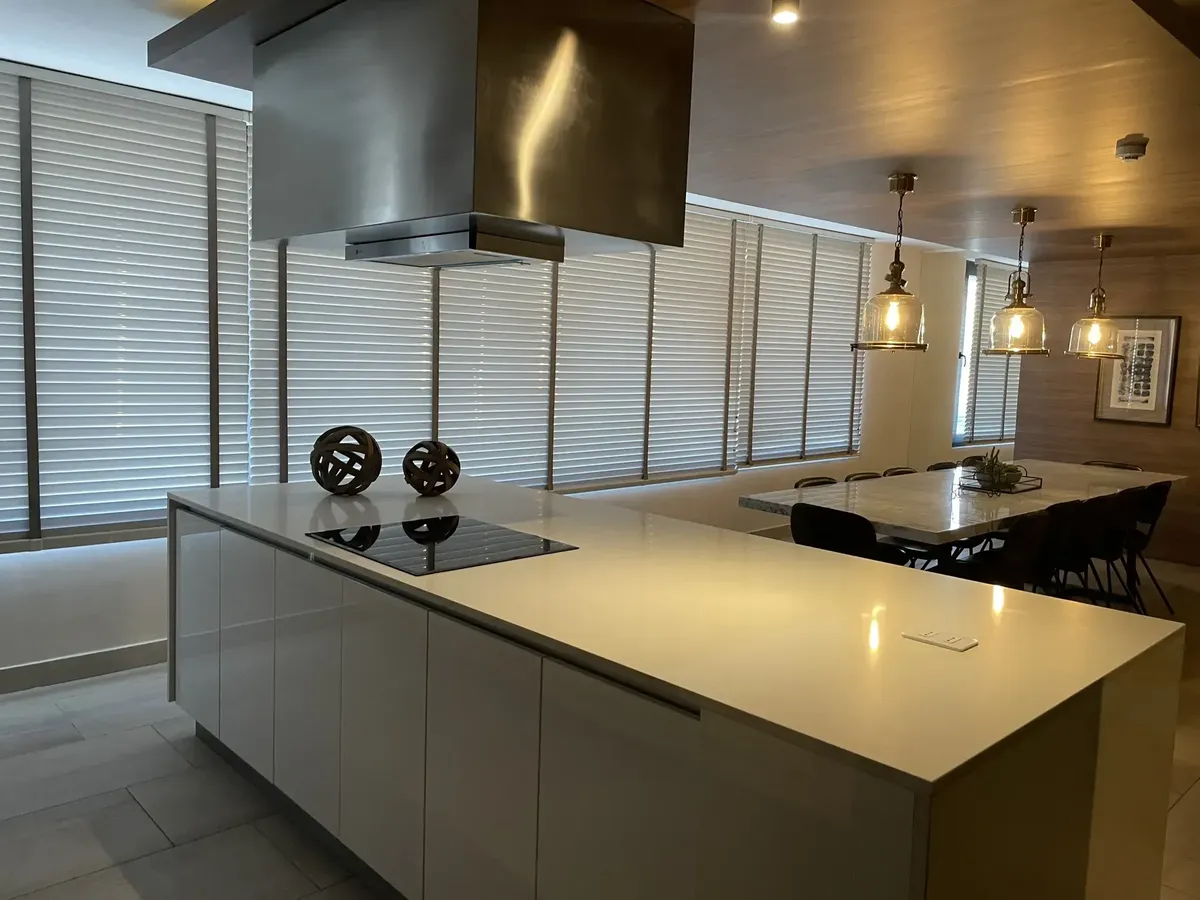 Imagen 4 de 25 de Arriendo Dpto Estilo Mariposa En Gral Carol Urzua 6900