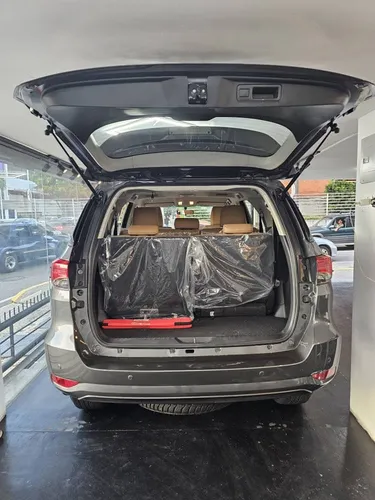 Toyota Fortuner 2.7 4x4