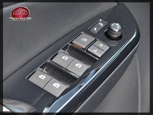 Toyota Yaris Sedã Xls 1.5 Automático Multidrive