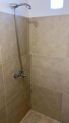 Imagen 7 de 23 de Prop. Comercial A Mts Panam.km.52! Gran Salon Y Depto Espacioso Con Jardin Al Frente!