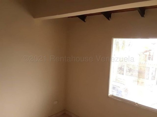 Imagen 29 de 30 de Casa En Venta Cabudare Lara Rah. 23-18786 // Invierta Seguro Con Rentahouse//
