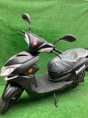 Imagen 2 de 6 de Rm Motorcycle Moto Electrica