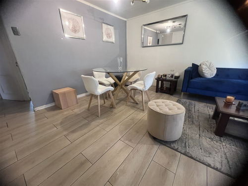Casa En Venta De 3 Dorm. En La Florida
