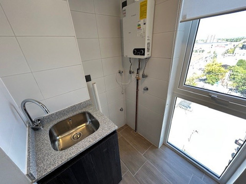 Departamento En Arriendo De 3 Dorm. 2 B 1e 1 B Centro Talca