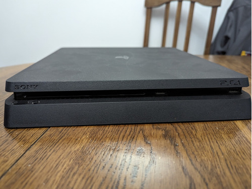 Vendo Playstation 4 Slim Usada 2 Años Con Mando Cámara Juego