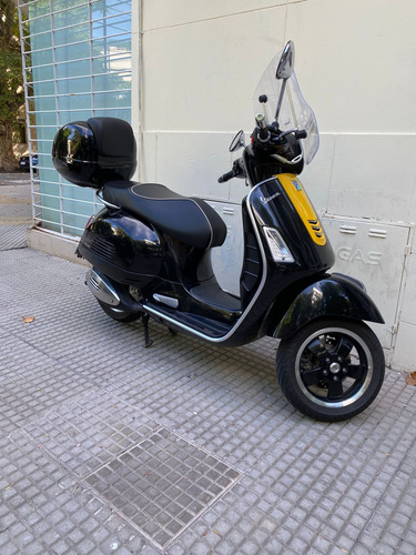 Vespa Gts Super 300