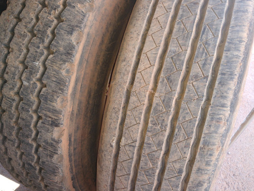 Cargo 2422/05 Branco 6x2 Caçamba