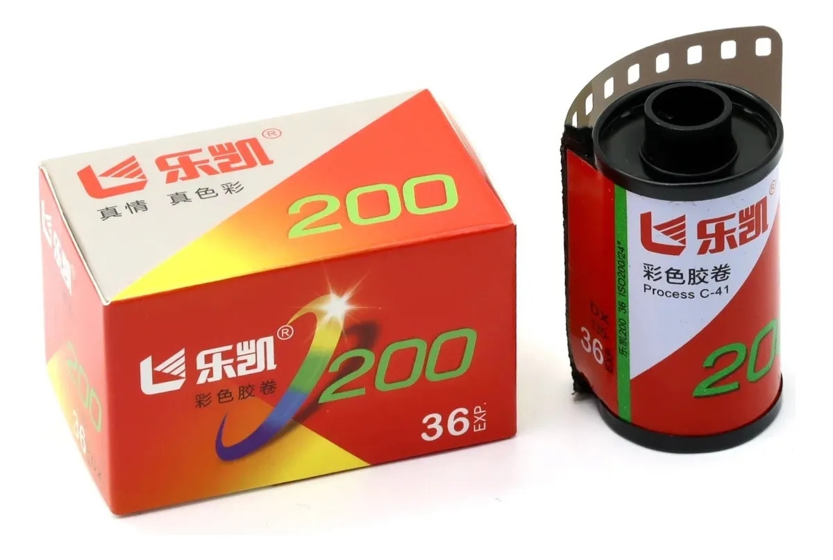 Filme Lucky Color 200 Iso 35mm 36 exposições 10/2027
