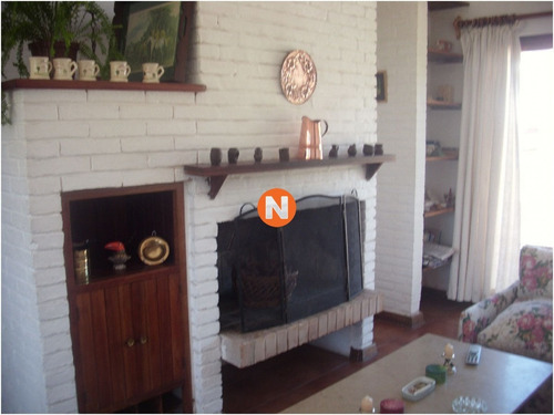 Casa En Venta Y Alquiler, Rincón Del Indio, Punta Del Este, 4 Dormitorios.- Ref: 205253