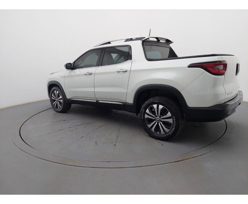 Fiat Toro 2.0 16V TURBO DIESEL VOLCANO 4WD AT9