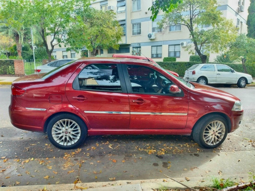 Fiat Siena 1.6 Essence 2011