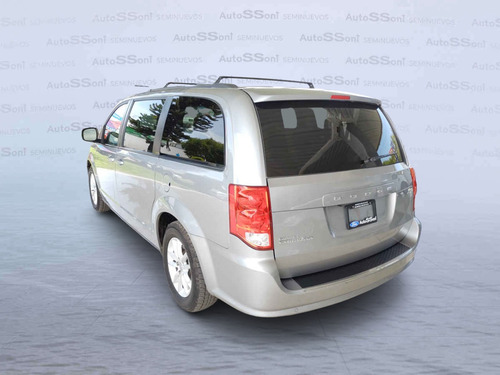 Imagen 4 de 15 de Dodge Grand Caravan 2019 5p Sxt Plus V6/3.6 Aut
