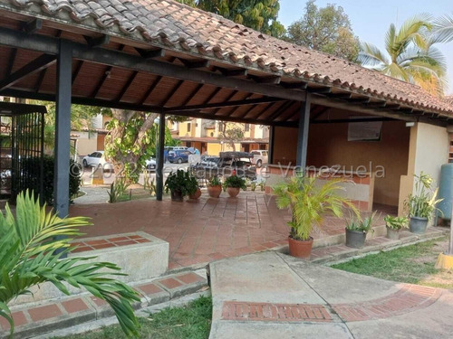 Imagen 23 de 28 de Renta House Carabobo Vende Townhouse Urb. Tazajal Mls #22-23079 Rah/orc/jc
