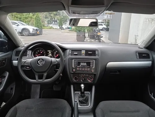 Volkswagen Jetta 2.0 Trendline Aut