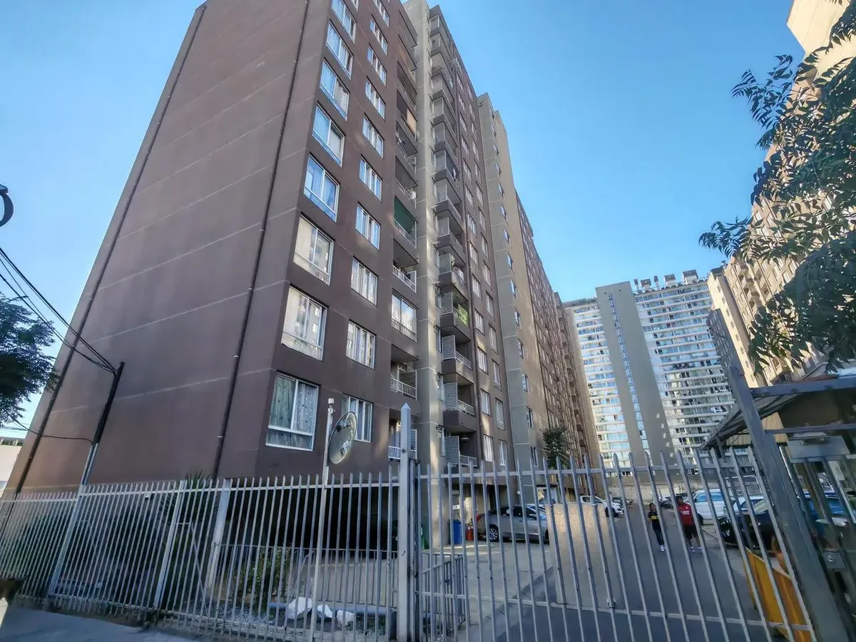 Imagen 1 de 23 de Oportunidad Venta Departamento 3d 1b 1e Independencia