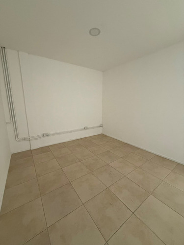 Oficina En Alquiler En Verdi 57, Pilar, G.b.a. Zona Norte