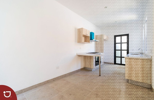 Imagen 10 de 30 de Casa A La Venta En Clúster Residencial De San Miguel De Alle