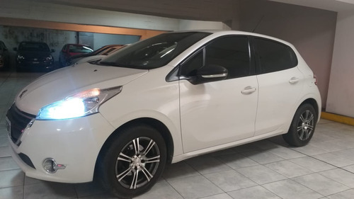 Peugeot 2008 Active 1.5 2014 (co)