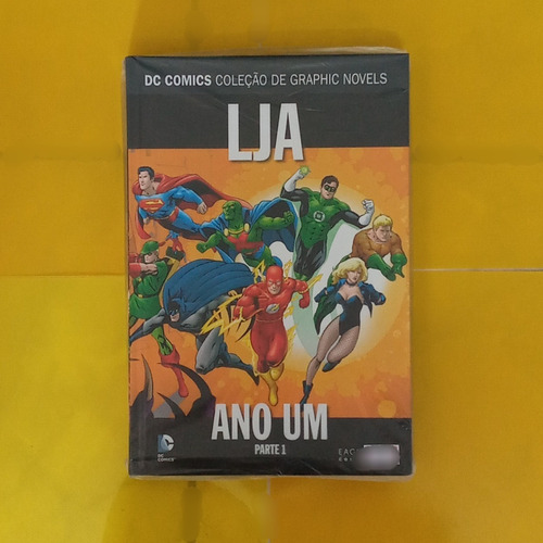 Hq - Dc Comics Coleção De Graphic Novels - Lja - Ano Um - Parte Um E Dois - (nº 9 E 10) (Usado)