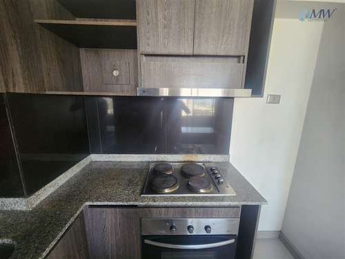 Departamento En Venta 2d 2b Metro Carlos Valdovino