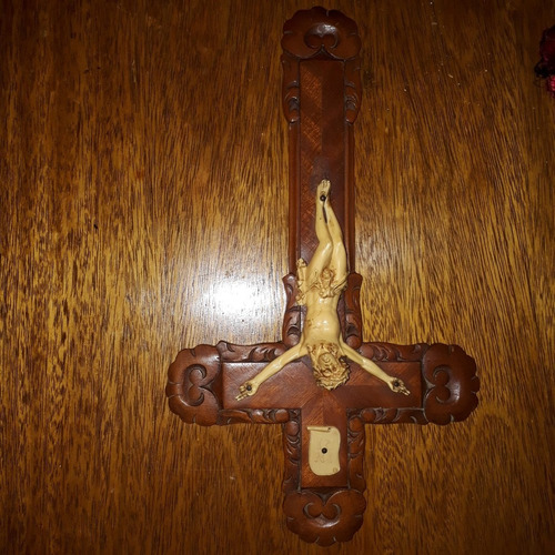 Imagen 3 de 7 de Cruz Antigua C/cristo Madera/bronce. Lote X 2