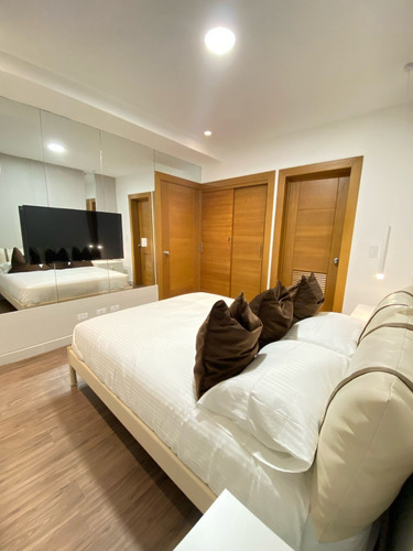 Apartamento En Alquiler Amueblado, Evaristo Morales.
