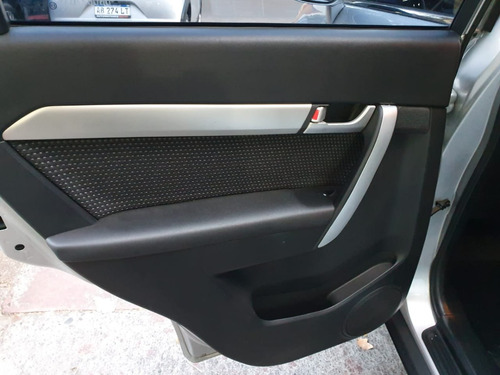 Imagen 6 de 20 de Chevrolet Captiva Ls 2.4 7a 2014