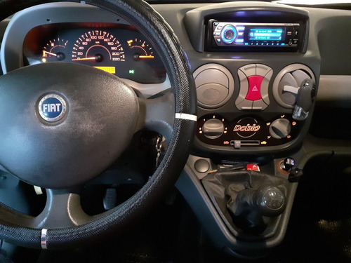 Fiat Doblo 2013 1.4 Attractive Flex 5p