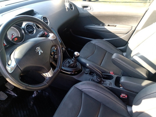 Imagen 10 de 15 de Peugeot 408 2016 1.6 Feline Hdi 115cv