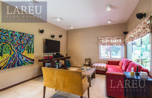 Casa En Venta - Estancias Del Pilar, La Paz.