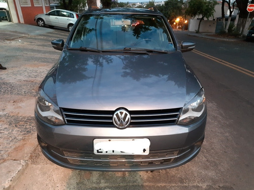 Imagem 4 de 8 de Volkswagen Spacefox 2011 1.6 Trend Total Flex 5p