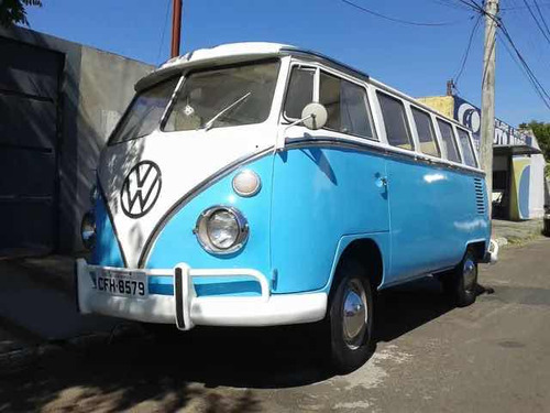 Volkswagen Kombi 1.5 Standard 4p