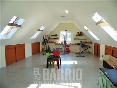 Imagen 21 de 26 de Casa En Venta De 5 Dormitorios En Colina
