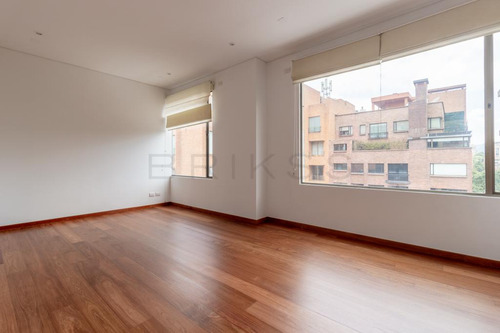 Apartamento En Arriendo/venta En La Cabrera. Cod A6405