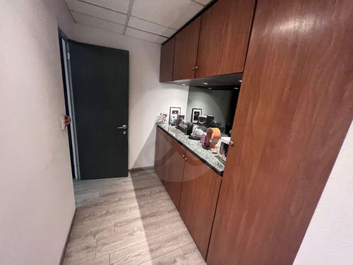 Se Venden Oficinas En San Jerónimo Lídice