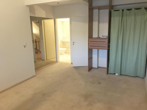 Imagen 9 de 27 de Chalet Dúplex 6 Amb. - Excelente Zona - Martínez