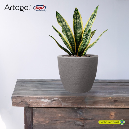 Maceta Moderna Para Exteriores Compacta De 20 Cm De Alto Polvo Color Gris Stone De Polietileno Ultra Ligera Artego Japi Hecho En Brasil