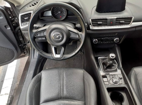 Mazda 3 Touring
