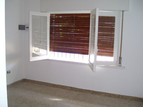 Imagen 9 de 11 de Departamento En Alquiler En Remedios De Escalada