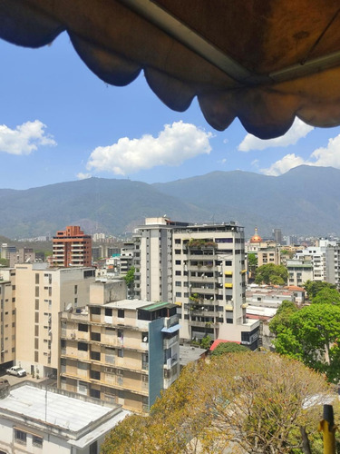 Mh - Vendo Bonito Apartamento 75 M2, 3h, 2b, 2ptos Techados, Maletero. Los Chaguaramos