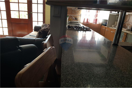 Vendo Casa En Lo Prado De 2 Pisos 3 Dorm. 2 Baños.