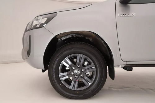 Toyota Hilux Pick-Up 2.8 Cd Sr 204Cv 4X4