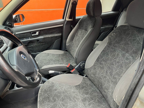 Fiat Palio 1.4 MPI ELX 8V FLEX 4P MANUAL