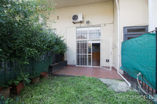 Depto. En Venta En Carapachay, Dos Ambientes Con Jardín Y Cochera